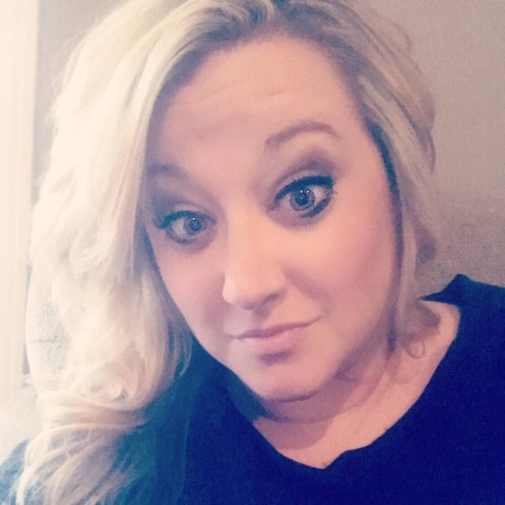 Meet your Posher, Carrie